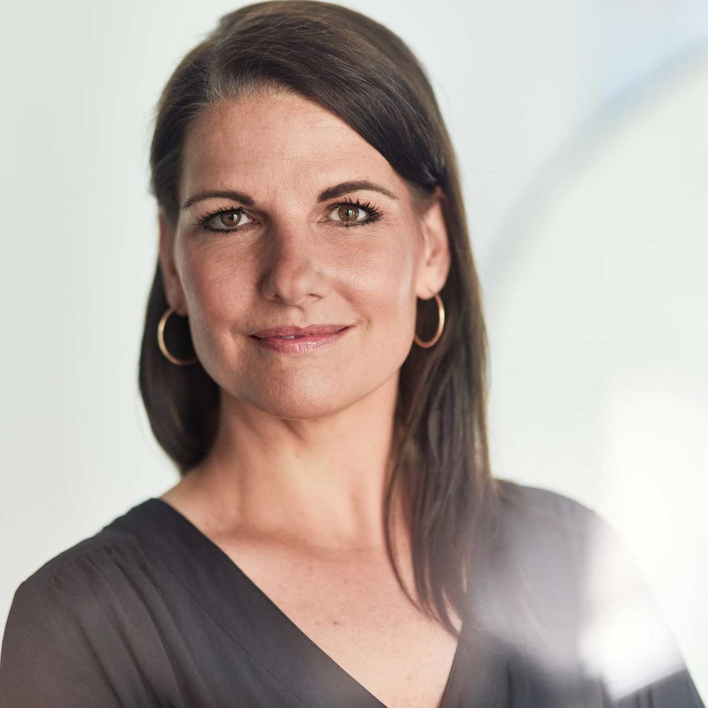 Portraitfoto von Ina Lauterbach Leiterin Kommunikation